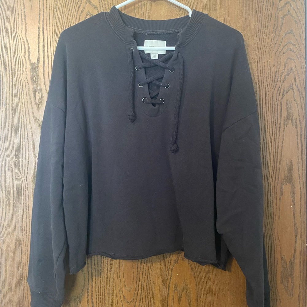 American Eagle gray lace-up cropped sweater